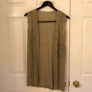 Vest, NWOT, size 2, size tag was removed.